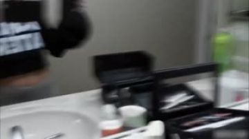 男友偷偷闯进我的宿舍，想要与我来上一炮