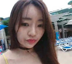 韩国美女的沙滩写真2