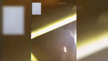 上海Ts妍熙：要几天不洗澡才能成为你的臭宝 ，约炮哥哥，偷拍下哥哥雄壮的样子，好厉害捏！