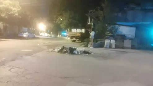 妇女研究员_啪啪第一场街头站街女的爱情